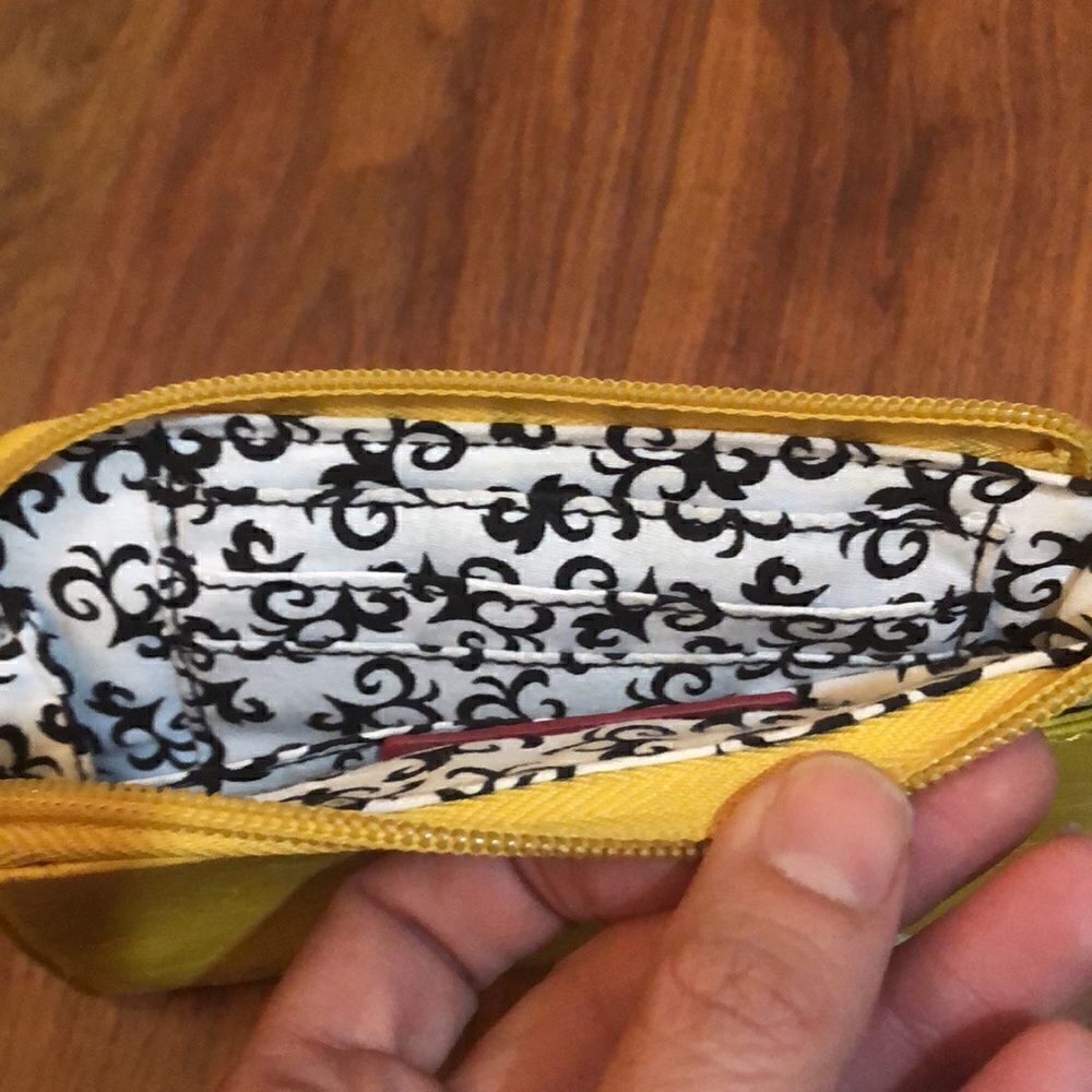 HOBO Genuine leather yellow wristlet wallet - Picture 6 of 11